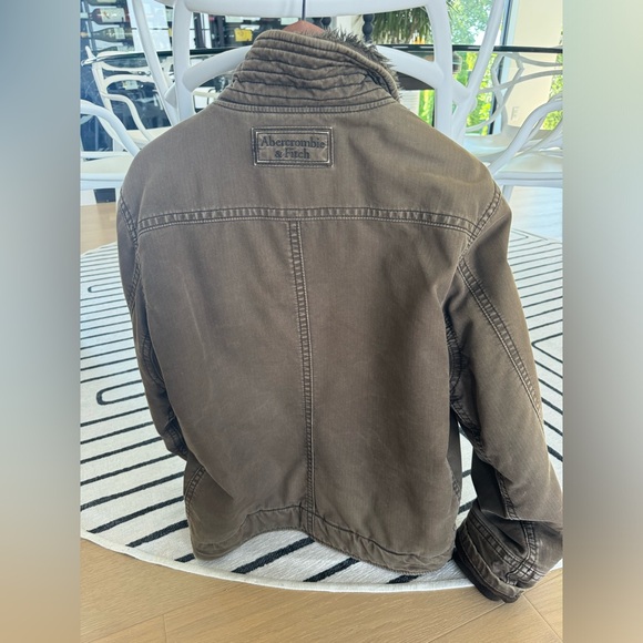 Warm Abercrombie & Fitch Adirondack Coat - Picture 3 of 3